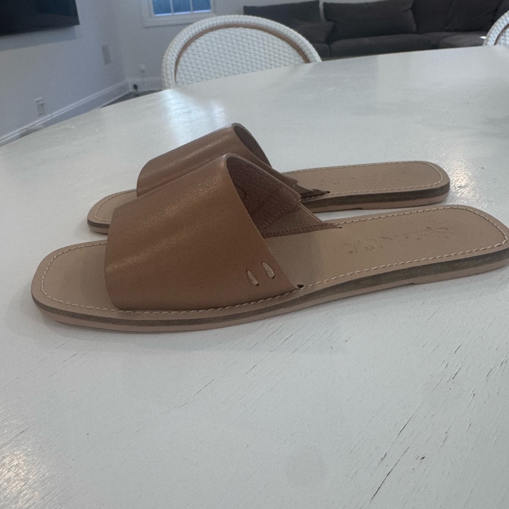 Splendid Tan Sandals